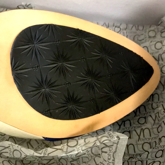 Taryn by Tarynrose heels. NWT - Picture 8 of 9